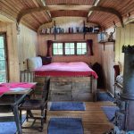 Zirkuswagen Sternenzelt, großes französiches Bett, Windeck (Lüttershausen)